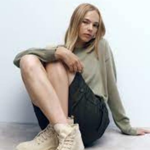 Zara lace up cream chunky rubberized combat boot - Picture 2 of 7